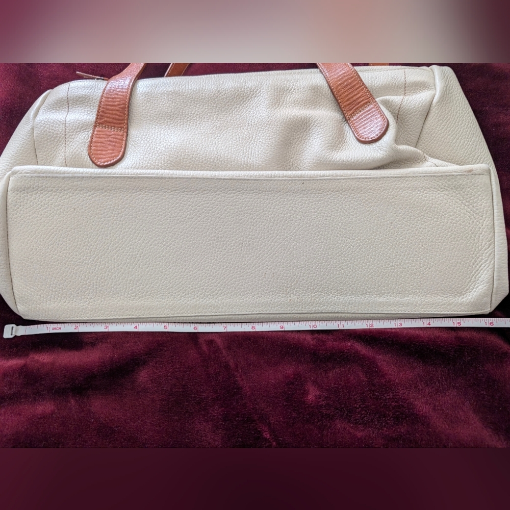 Italian Petusco Leather Hobo Handbag - Picture 9 of 12